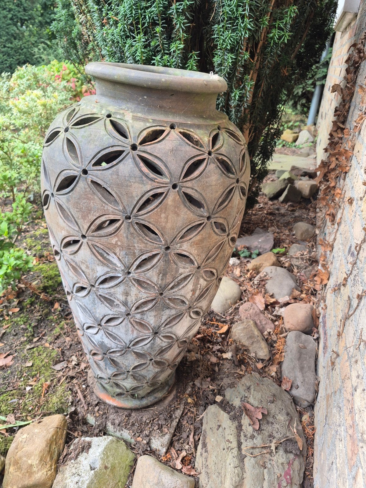 kruik voor in de tuin, Ophalen, Gebruikt