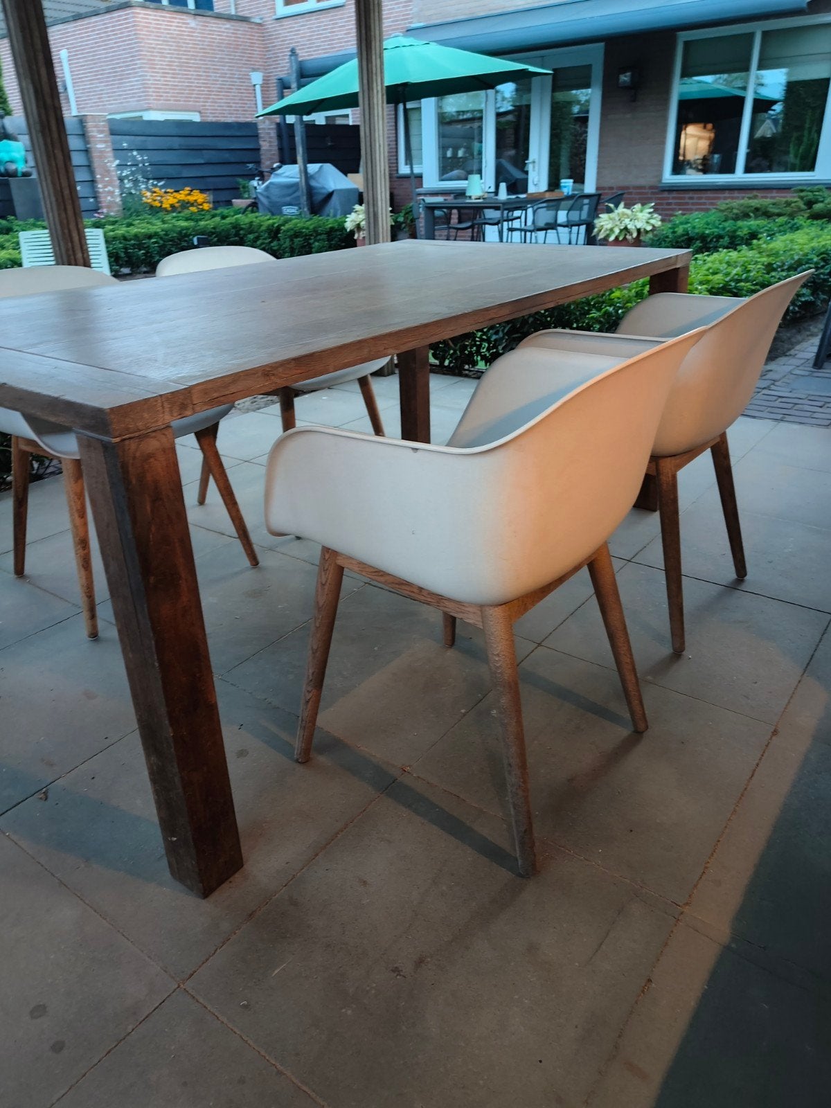 Eiken eettafel met 4 Muuto Fiber stoelen, Huis en Inrichting, Gebruikt, Vijf personen of meer, Eikenhout, 150 tot 200 cm