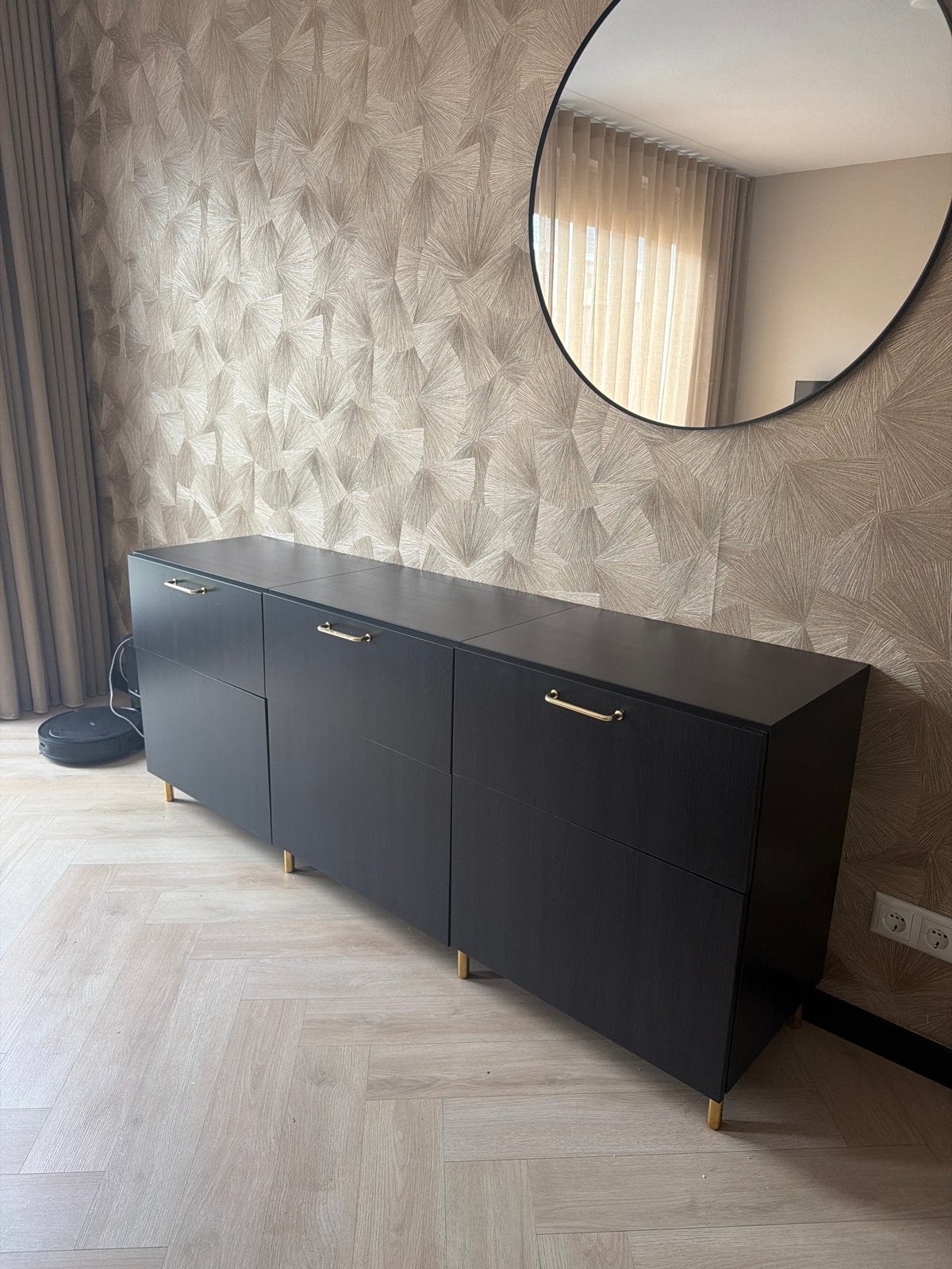 IKEA Besta dressoir met gouden grepen en poten, Ophalen, Overige materialen, 150 tot 200 cm, Zo goed als nieuw