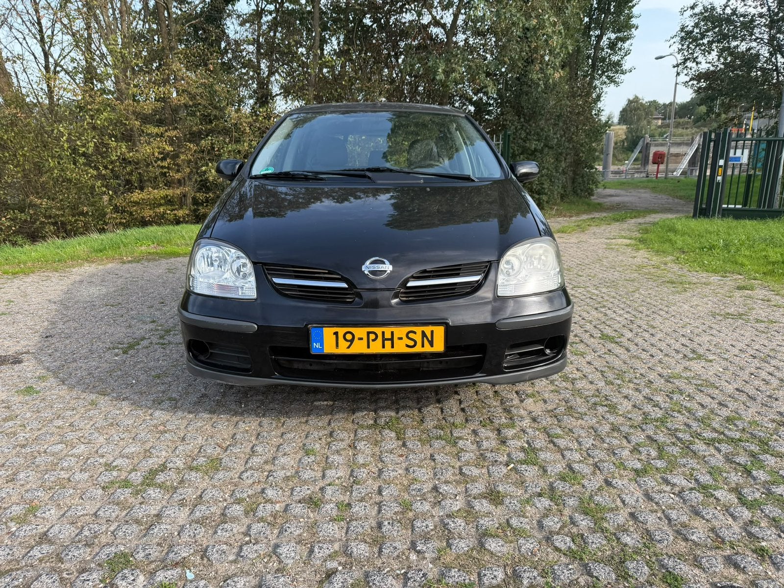 Nissan Almera Tino 1.8 APK TOT 7 september 2027