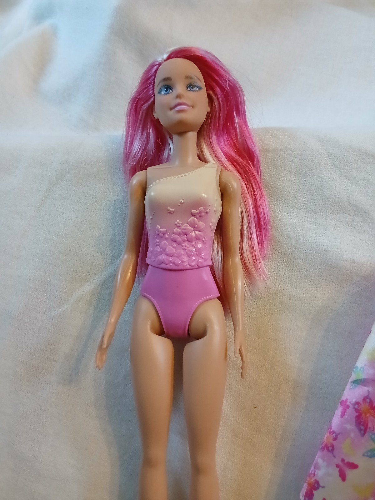 Barbie pop met roze haar en badpak - Gebruikt, Ophalen of Verzenden, Gebruikt, Barbie