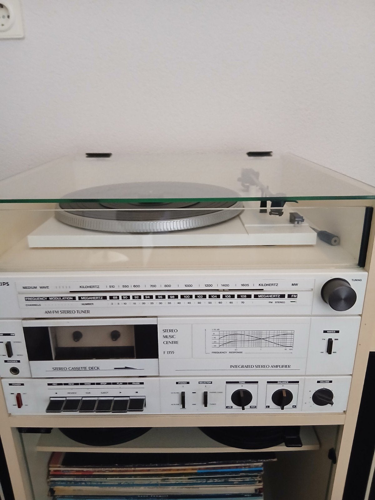 Philips muziektoren voor lp en cassette bandjes, Ophalen, Philips