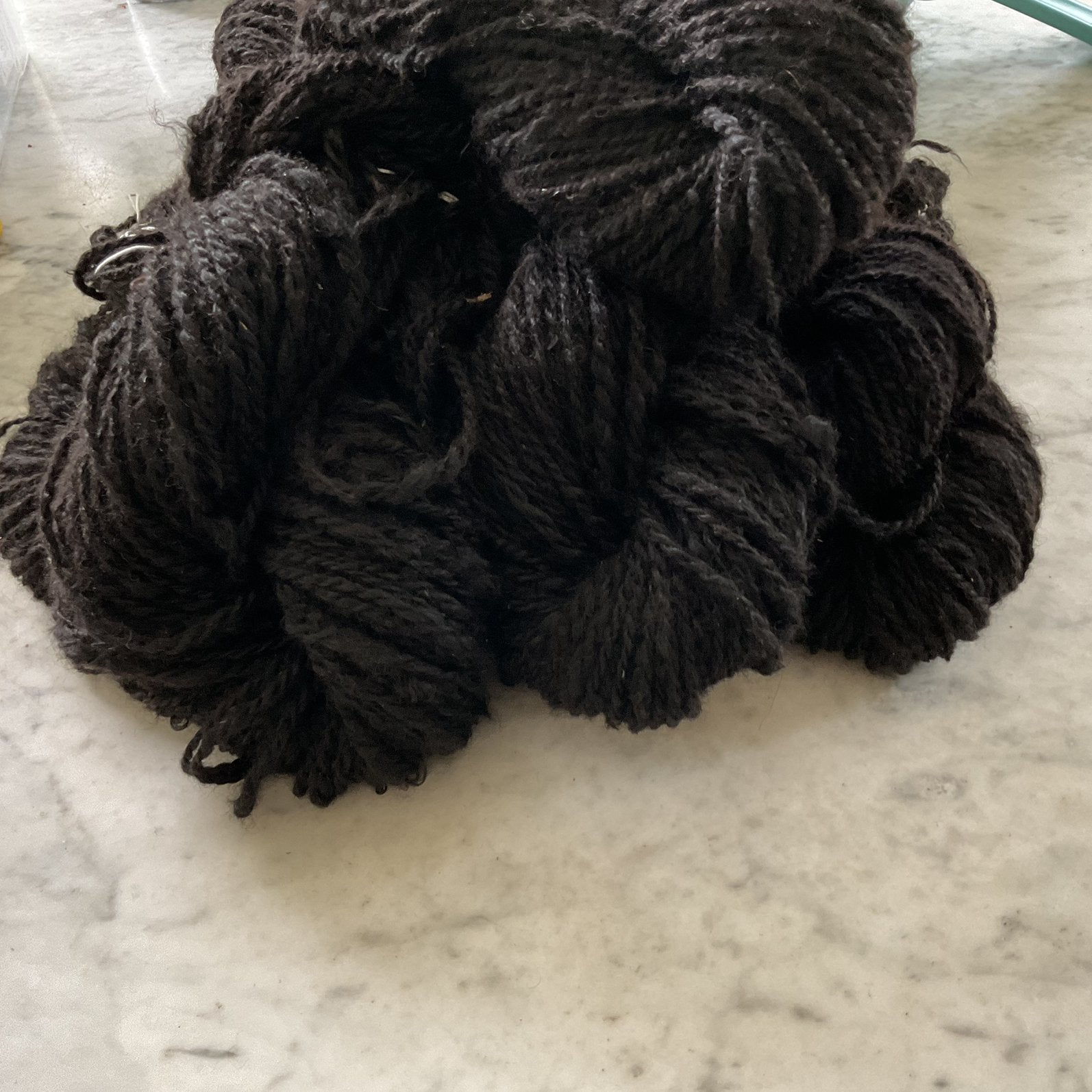 Hand gesponnen zwarte alpaca wol 950 gram, Tuin en Terras, Ophalen of Verzenden, Minder dan 100 cm, Overige soorten