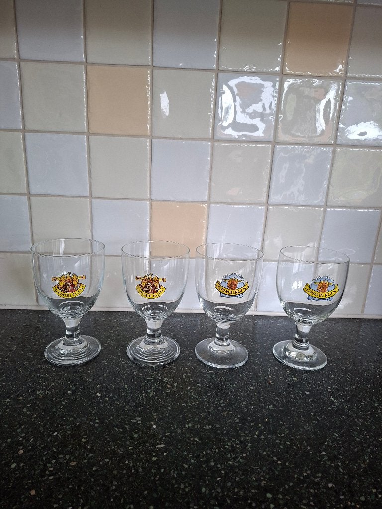 Grimbergen bierglazen 0,33 ltr, Ophalen of Verzenden, Zo goed als nieuw, Bierglas