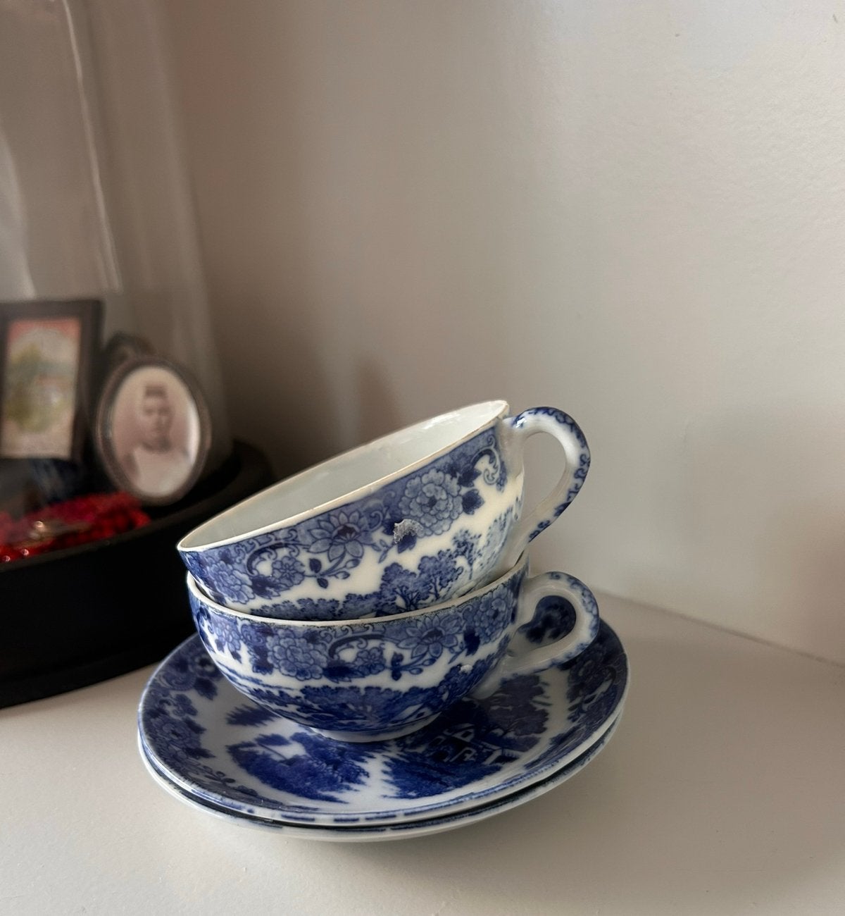Mooie oude blauwe kop en schotels, Antiek en Kunst, Ophalen of Verzenden