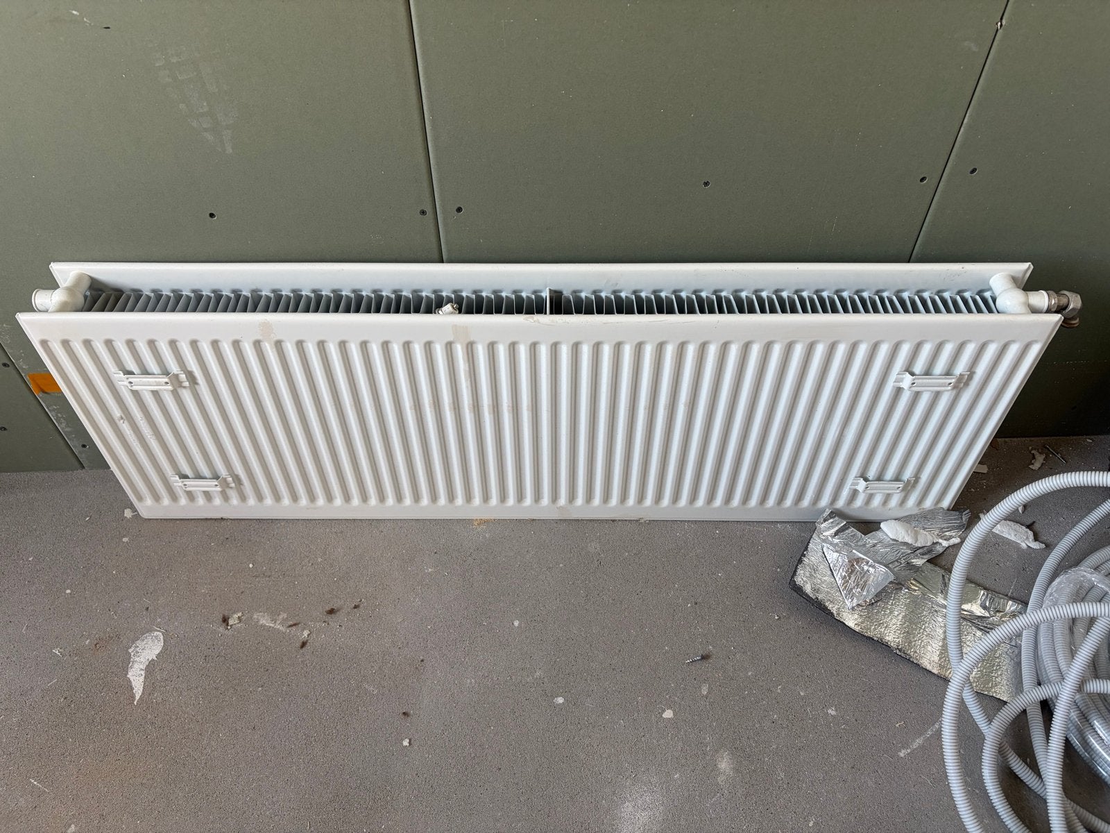 Radiator. Wit. 40 x 120, Ophalen, 30 tot 80 cm, Gebruikt, Hoog rendement (Hr)
