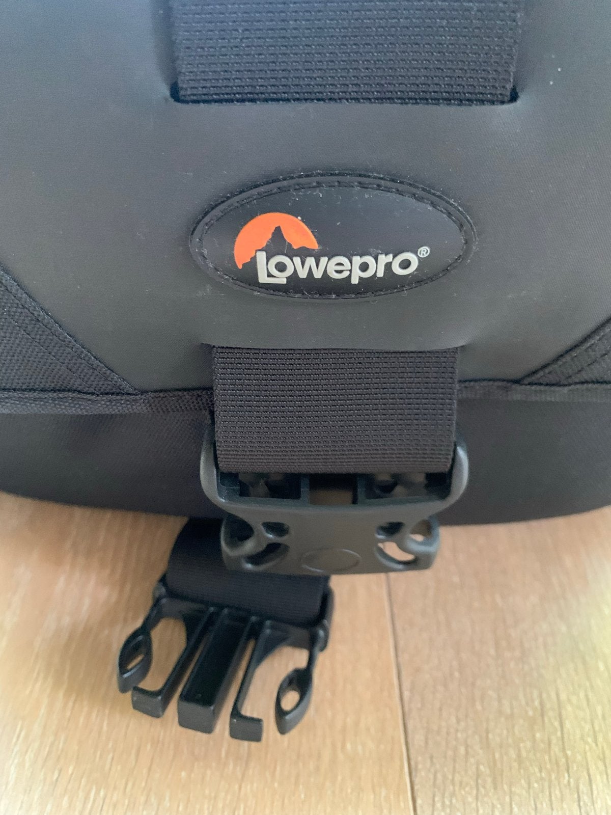 Lowepro Stealth Reporter D550 AW Cameratas, Audio, Tv en Foto, Ophalen, Lowepro, Gevoerd, Zo goed als nieuw