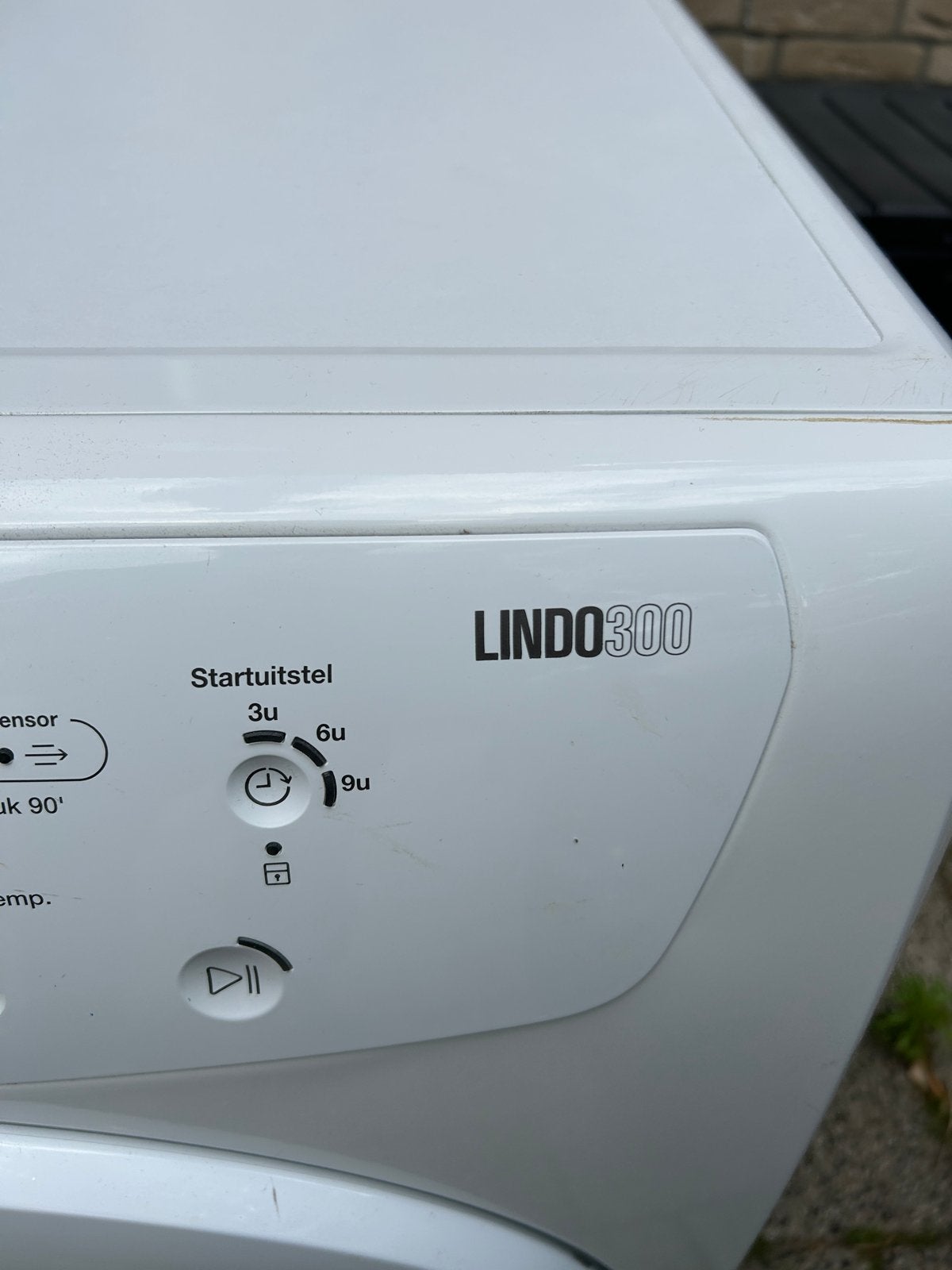 Zanussi Lindo 300 8kg droger - maakt apart geluid, Ophalen, Gebruikt, 8 tot 10 kg, Voorlader