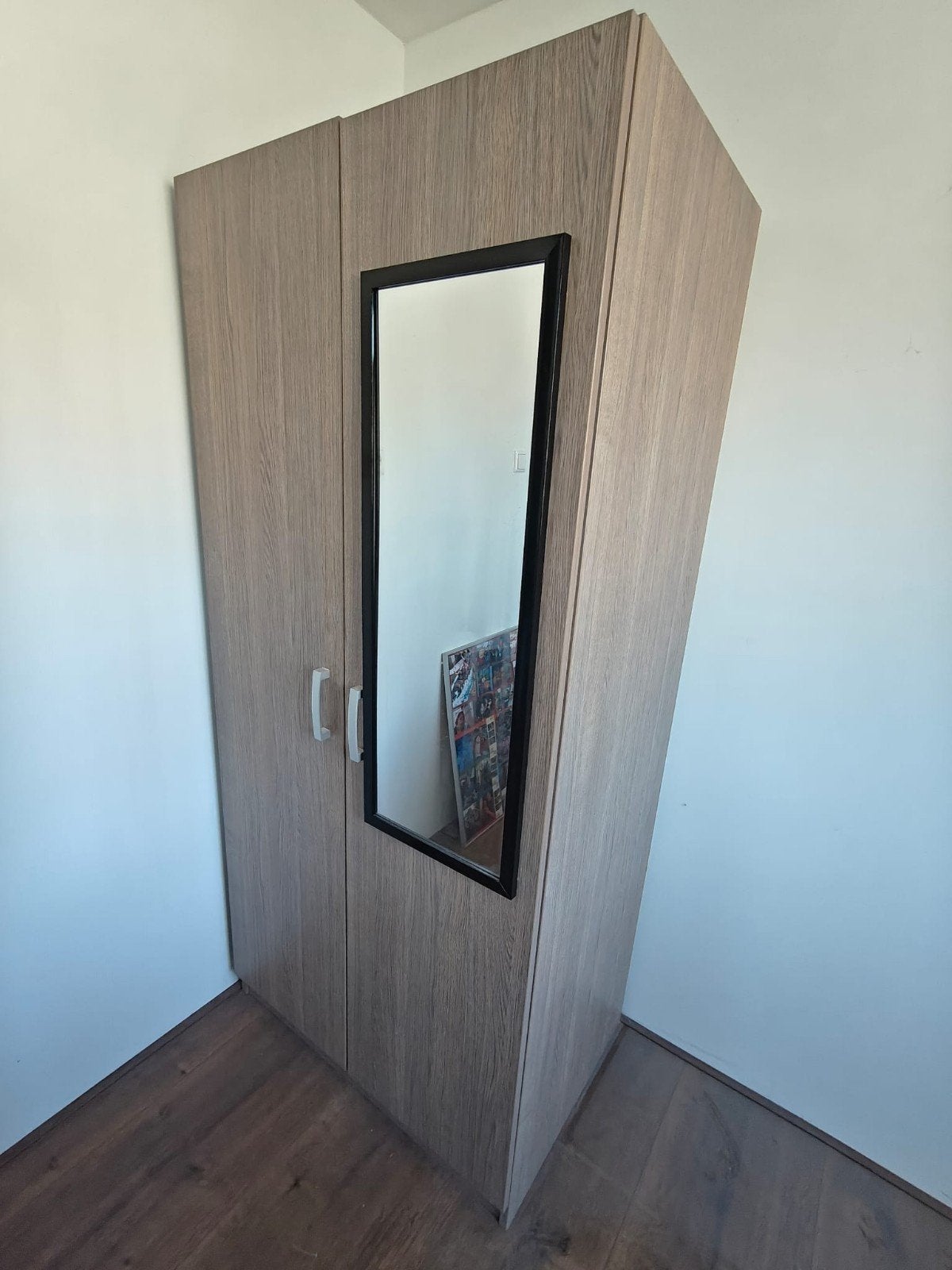 Kledingkast met hanggedeelte en spiegel - 197x90x62 cm, Ophalen, 50 tot 100 cm, Zo goed als nieuw, 150 tot 200 cm