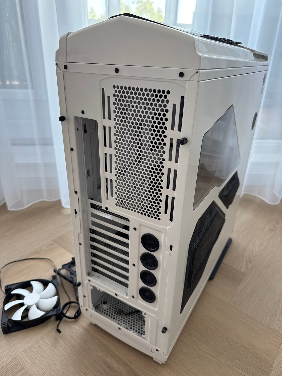 NZXT Phantom 820 Tower PC Behuizing Wit, Computers en Software, Ophalen, Gebruikt