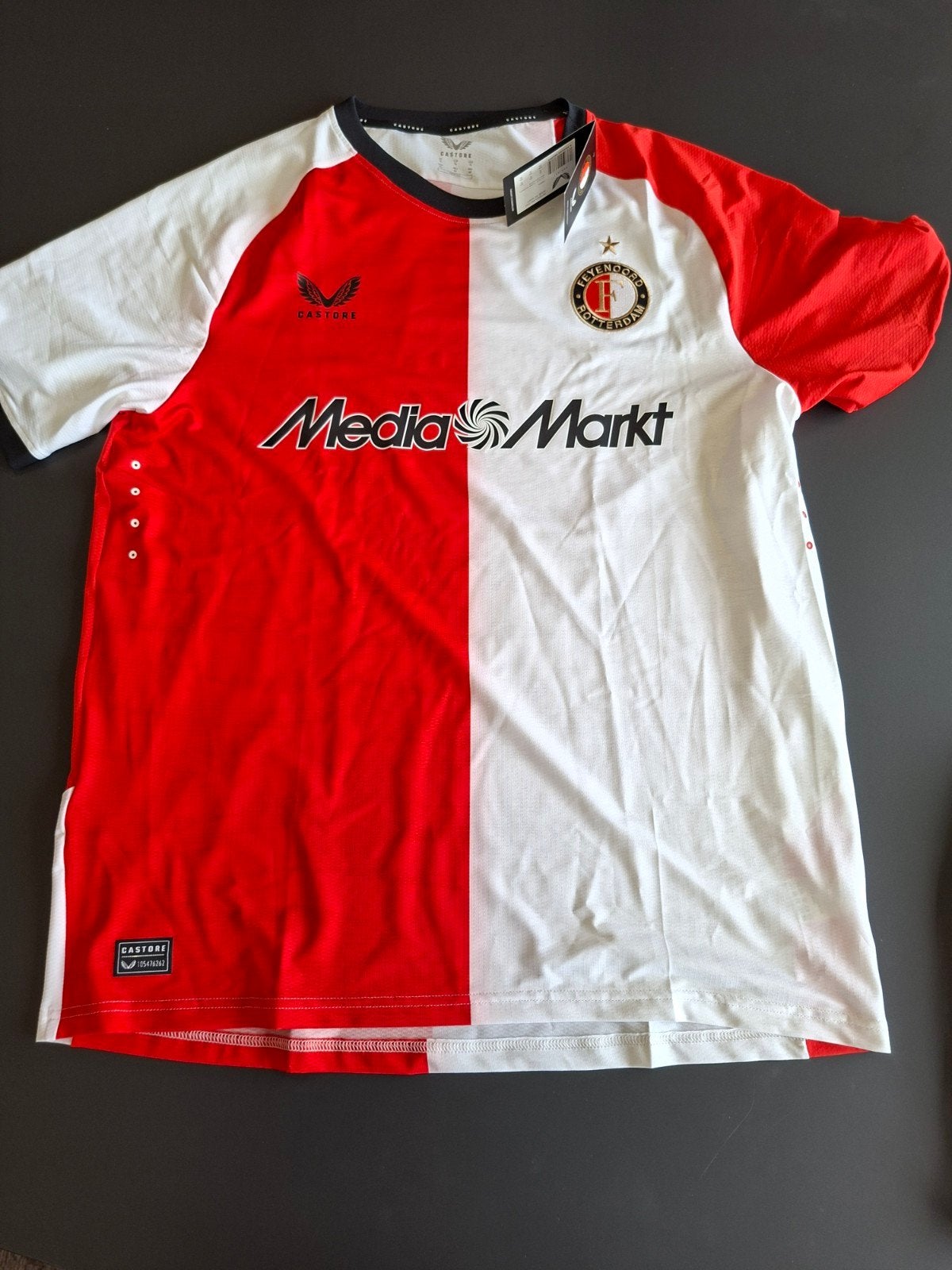 Feyenoord thuisshirt XL - Nieuw met kaartjes, Kleding | Heren, T-shirts, Rood, Verzenden, Castore, Maat 56/58 (XL)