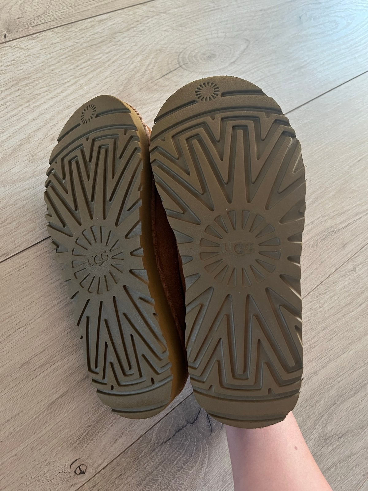 Uggs maat 37, Ophalen of Verzenden, Zo goed als nieuw, Bruin, Pantoffels of Sloffen