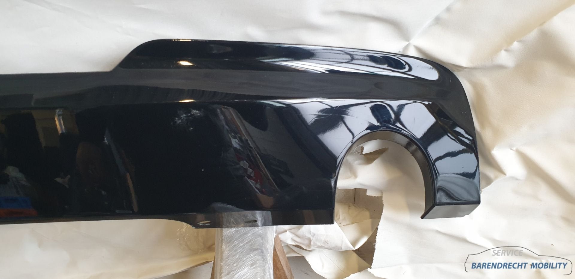 Originele diffuser F10 F11 M-pakket 5 serie 51127906283 dubb, Petuelring 130
80788  Munich, DE, Gebruikt, Info@bmw.de, Ophalen of Verzenden