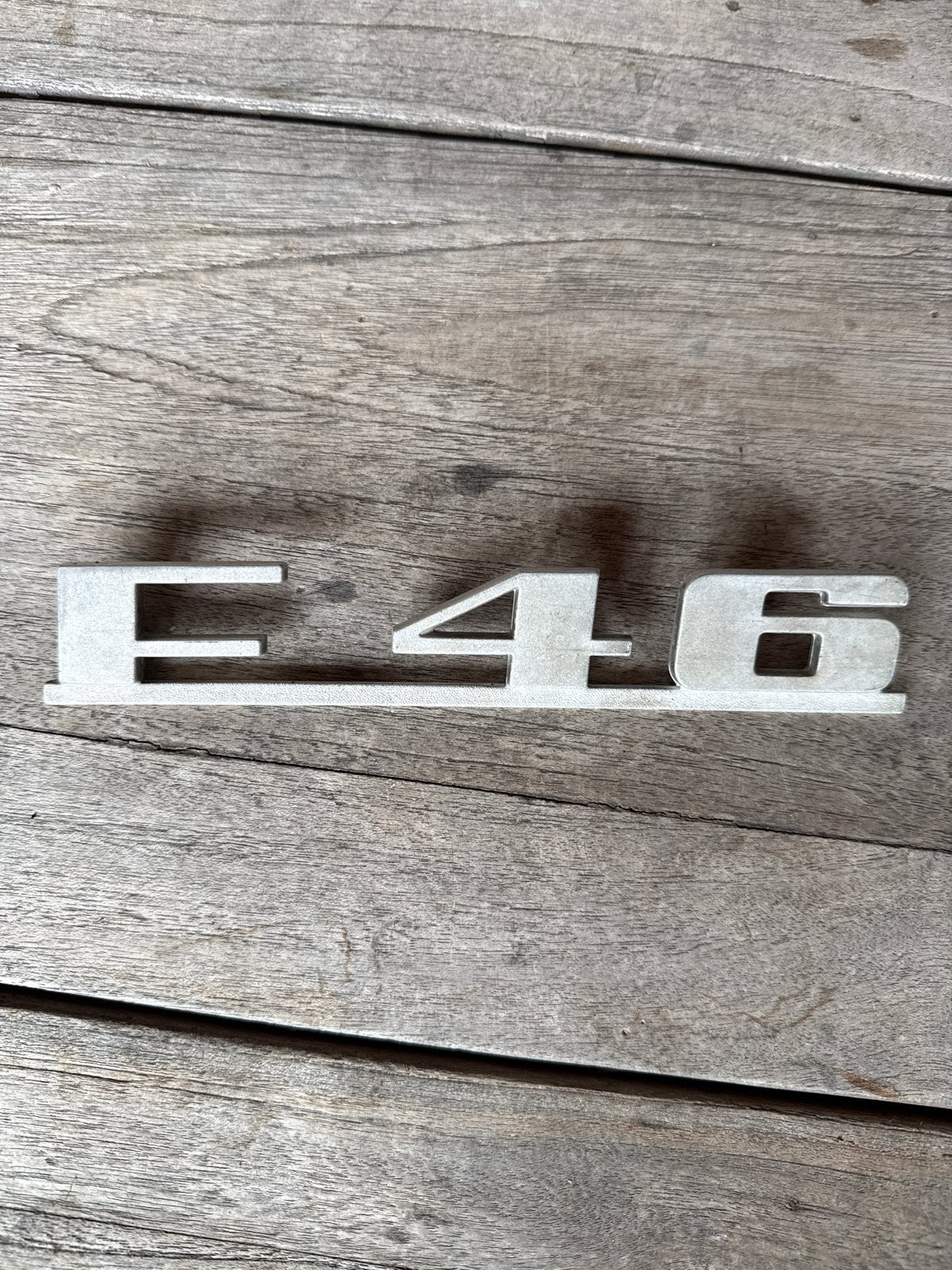 typeplaatje/embleem Hanomag-Henschel F46 vrachtwagen, Ophalen of Verzenden, Gebruikt, Universele onderdelen
