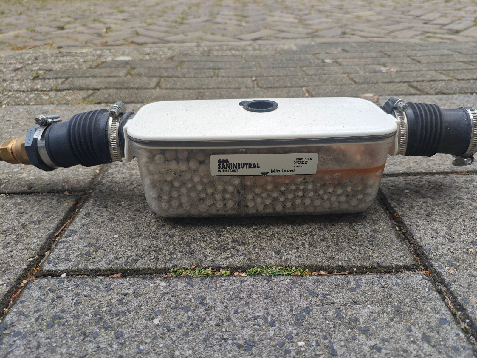 Sanibroyeur Sanineutral vuilwaterpomp - half jaar gebruikt, Doe-het-zelf en Verbouw, Sanitair, Ophalen of Verzenden, Gebruikt