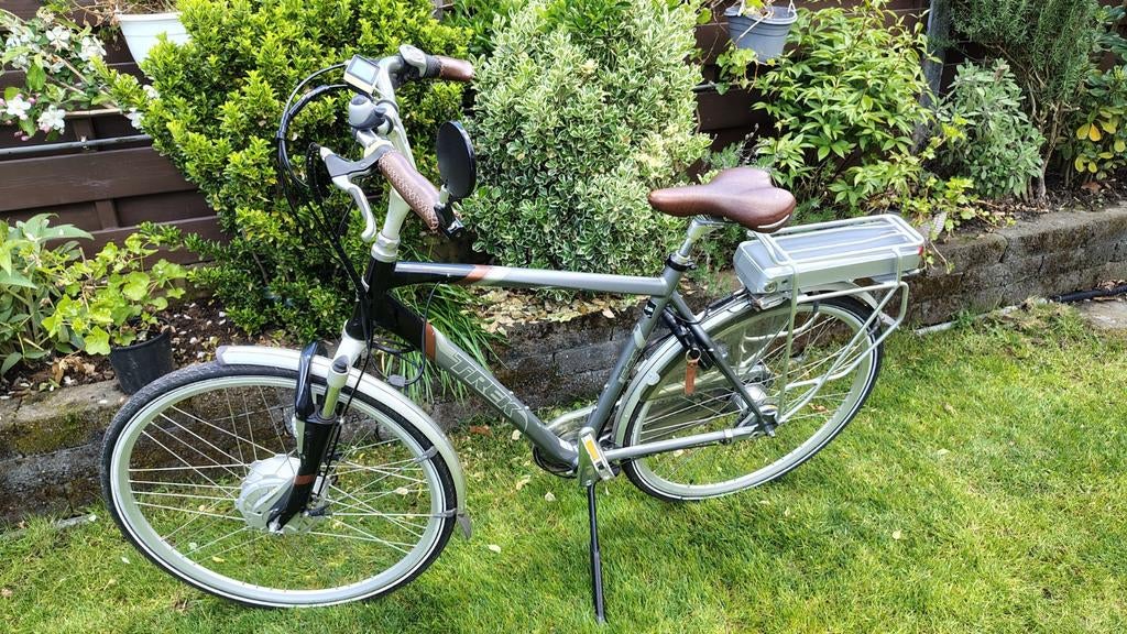 Te koop TREK L 600 +  e- bike., Fietsen en Brommers, Gebruikt, Versnellingen, Schijfrem, 53 tot 57 cm