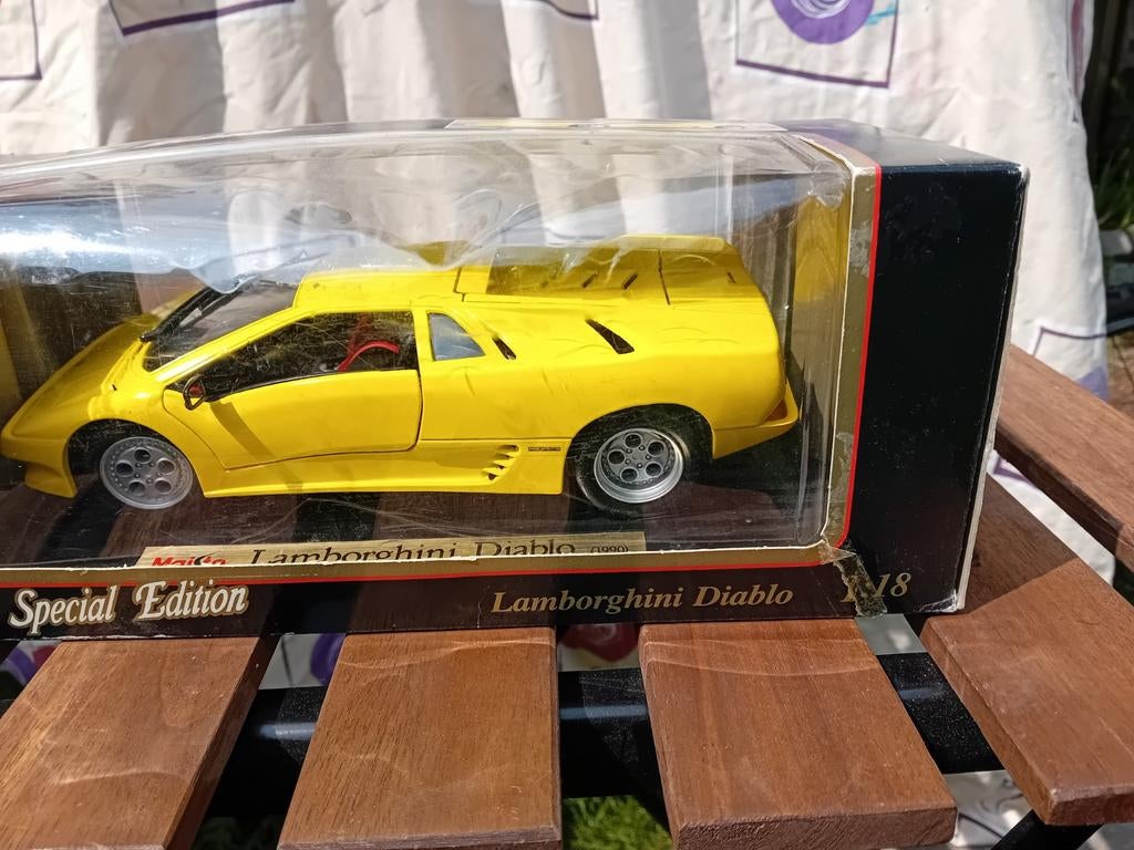 Lamborghini Diablo 1:18 - Maisto Special Edition!, Ophalen of Verzenden, Zo goed als nieuw, Auto, Maisto