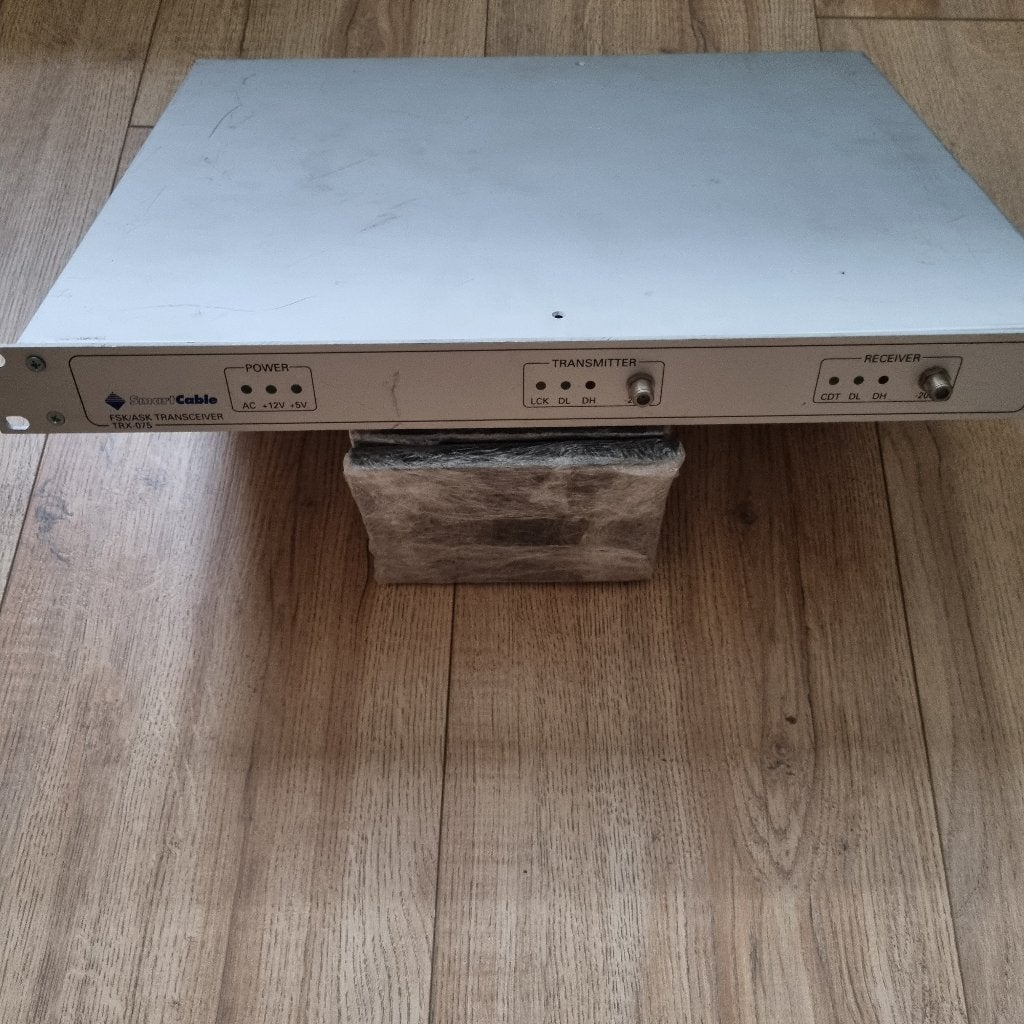 19 inch behuizing, Ophalen of Verzenden, Gebruikt