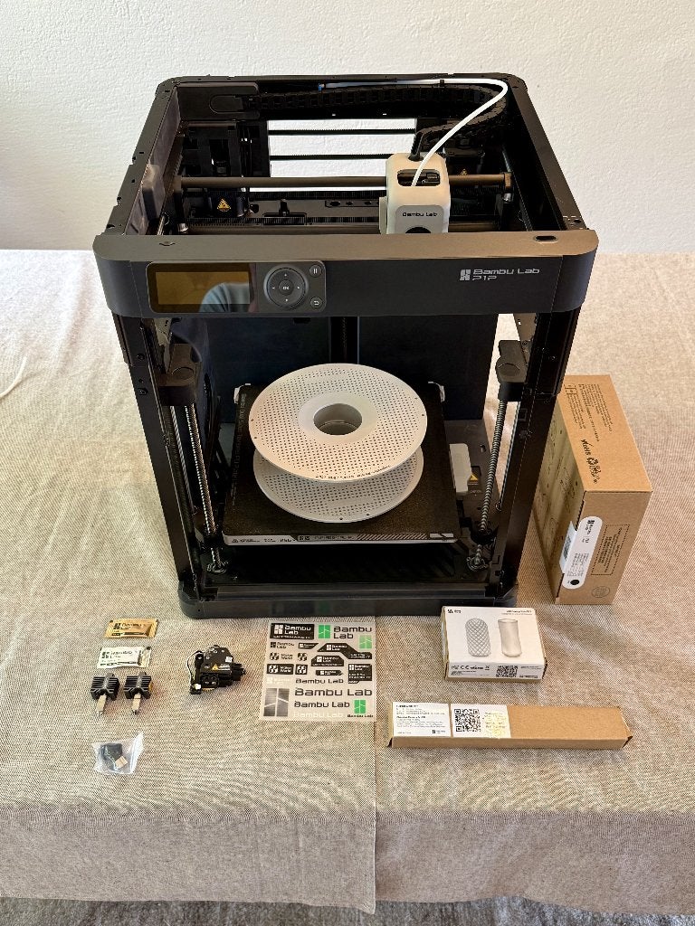 Bambu Lab P1P met filament en extra's, Ophalen, Ingebouwde Wi-Fi, Zo goed als nieuw, Bambu Lab P1P