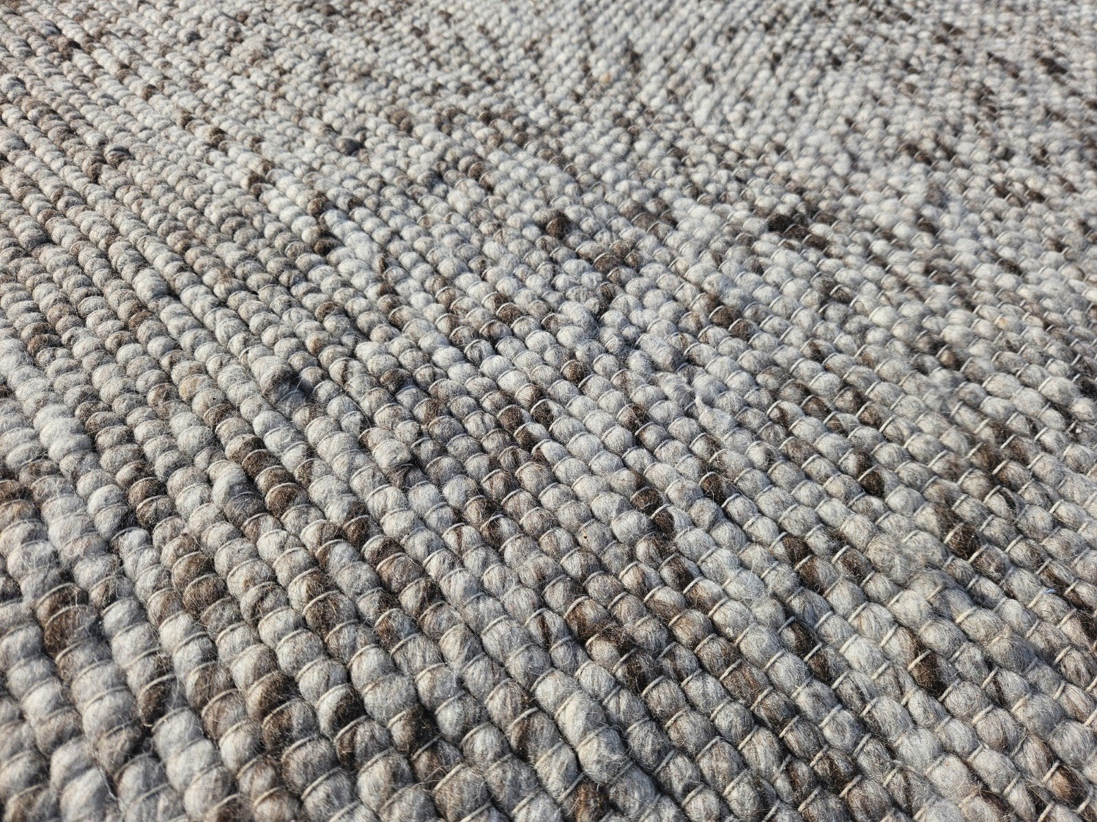 Foto 4 van Rond vloerkleed Feline (200 cm) - 90% wol, 10% katoen