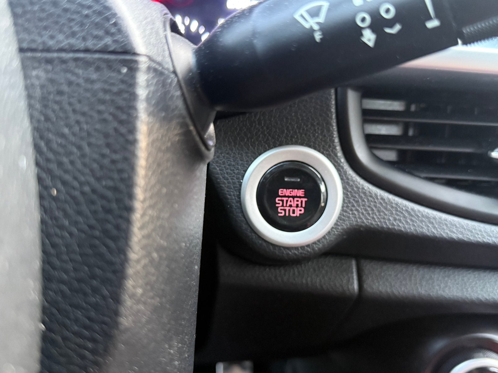 Foto 24 van Kia Picanto gt line 1.2 Cvvt 84pk 5-zits 2017 Wit