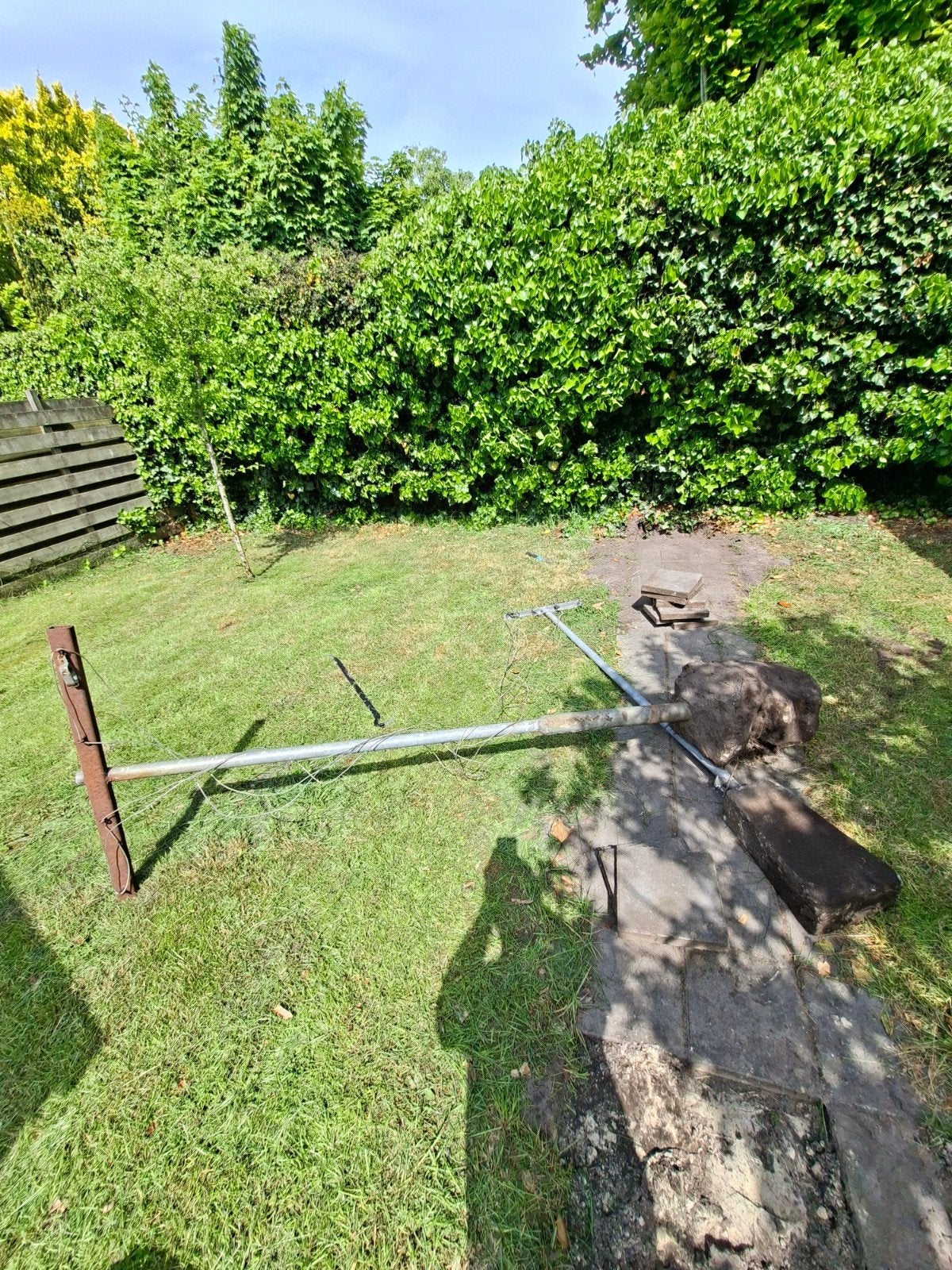 Twee waslijnpalen met betonvoet - Gratis, Tuin en Terras, Ophalen