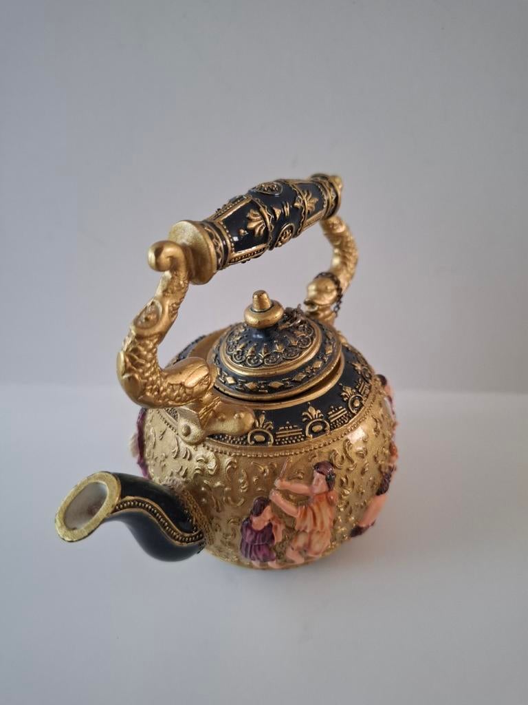 Decoratieve keramische theepot Mayfair Edition, Ophalen of Verzenden