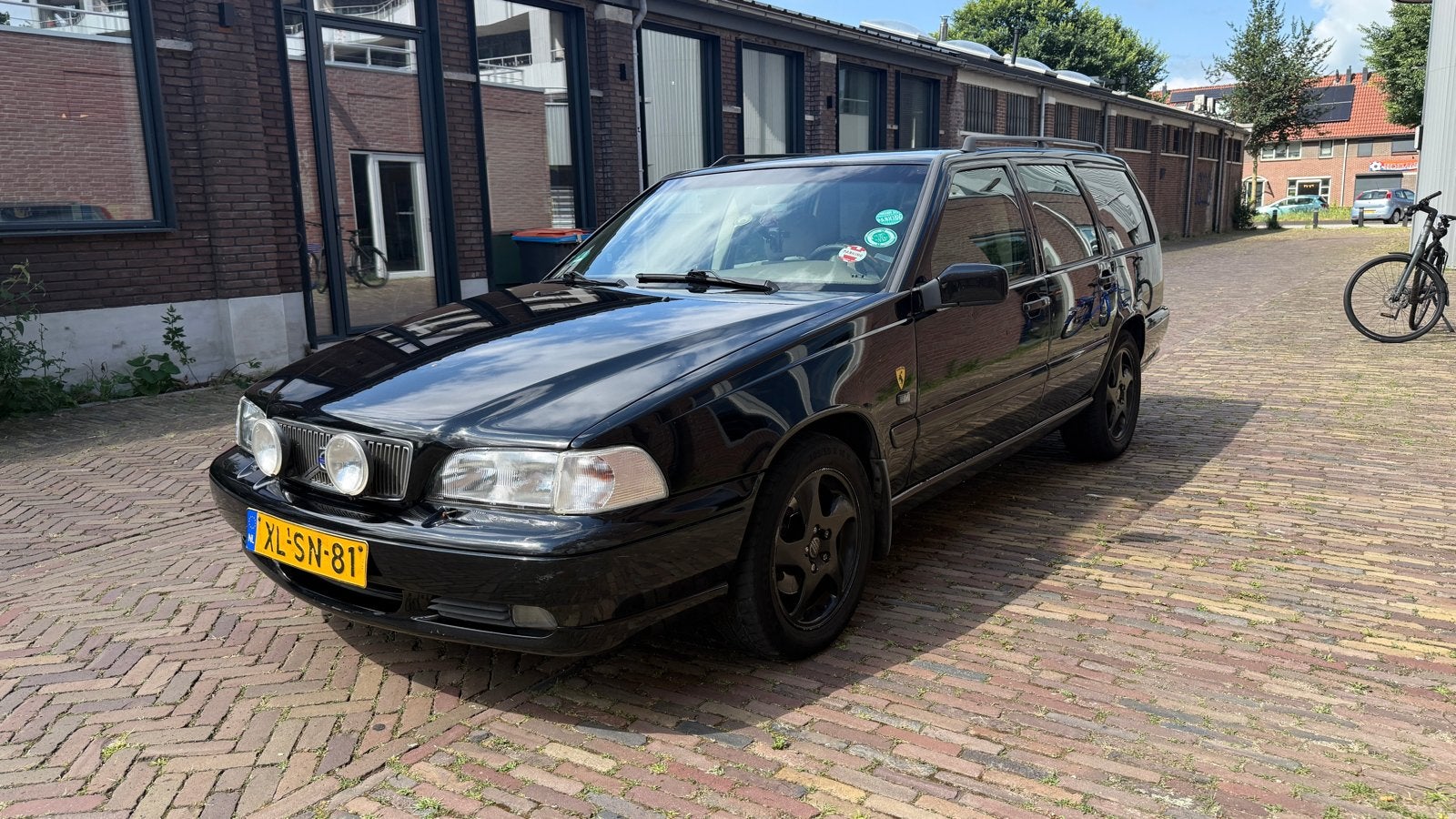 Volvo V70 2.5 AUT 1999 Zwart, Auto's, Volvo, Particulier, V70, Benzine, Stationwagon, Automaat, Origineel Nederlands, Zwart, Voorwielaandrijving