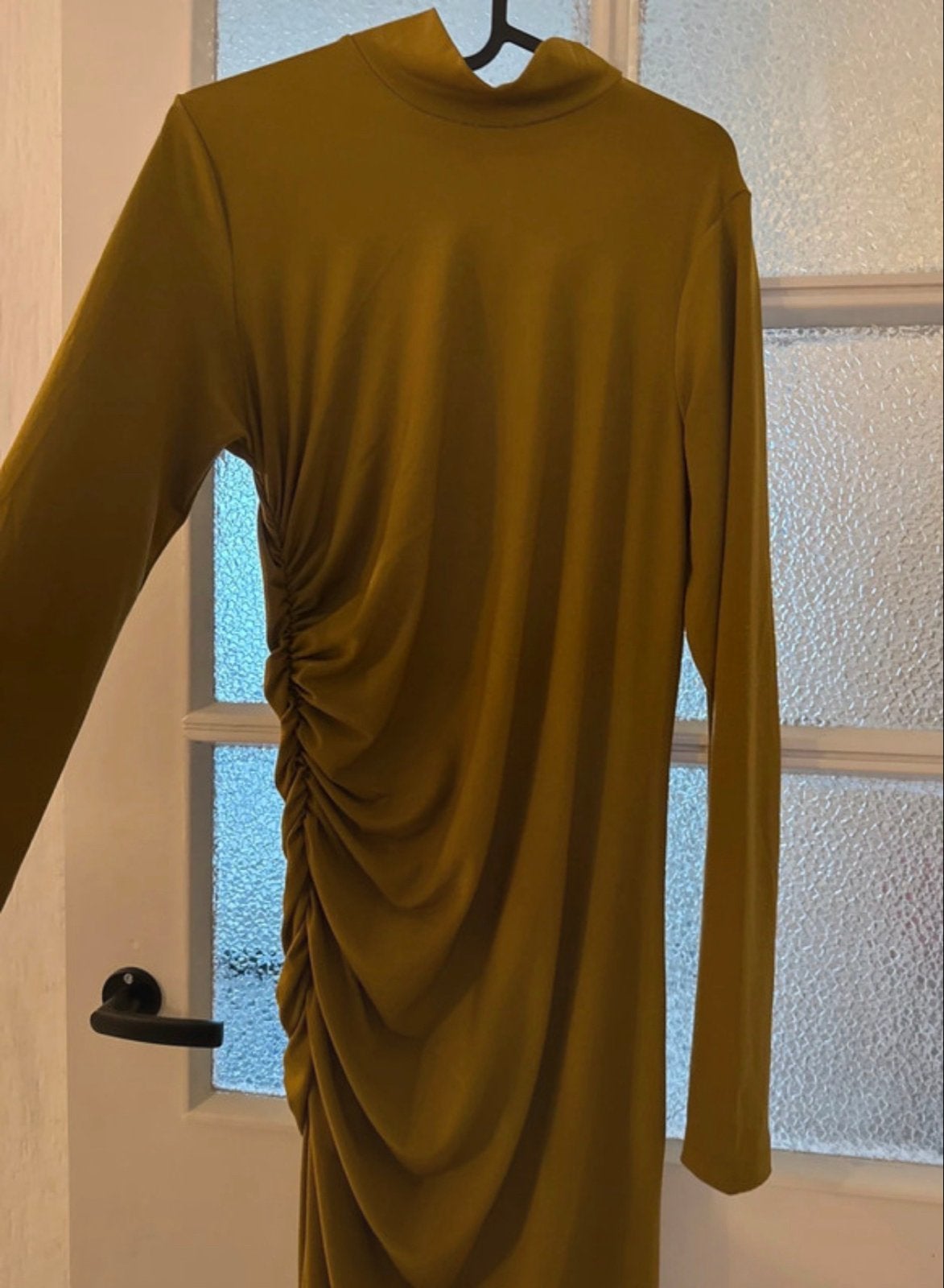 Feestjurk H&M maat M Nieuwstaat, Kleding | Dames, Jurken, Ophalen of Verzenden, Zo goed als nieuw, Maat 38/40 (M), Groen
