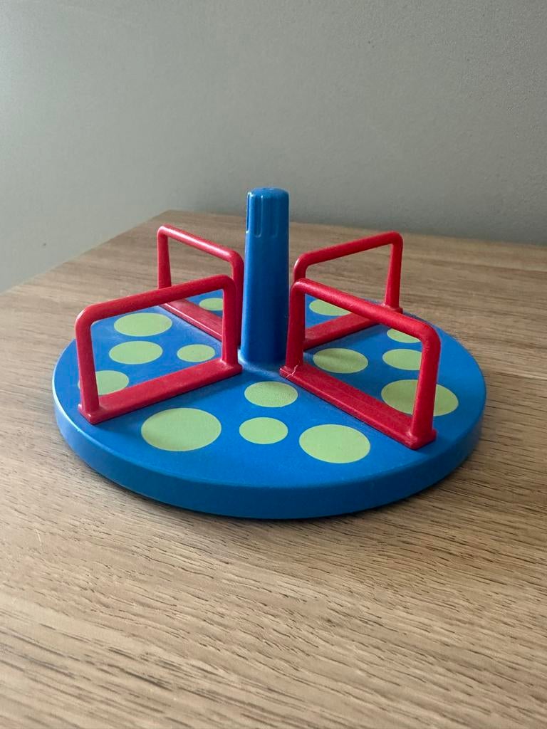 Playmobil draaimolen, voetbal, emmer en schepjes, poppetjes, Kinderen en Baby's, Ophalen of Verzenden, Gebruikt, Jongen of Meisje