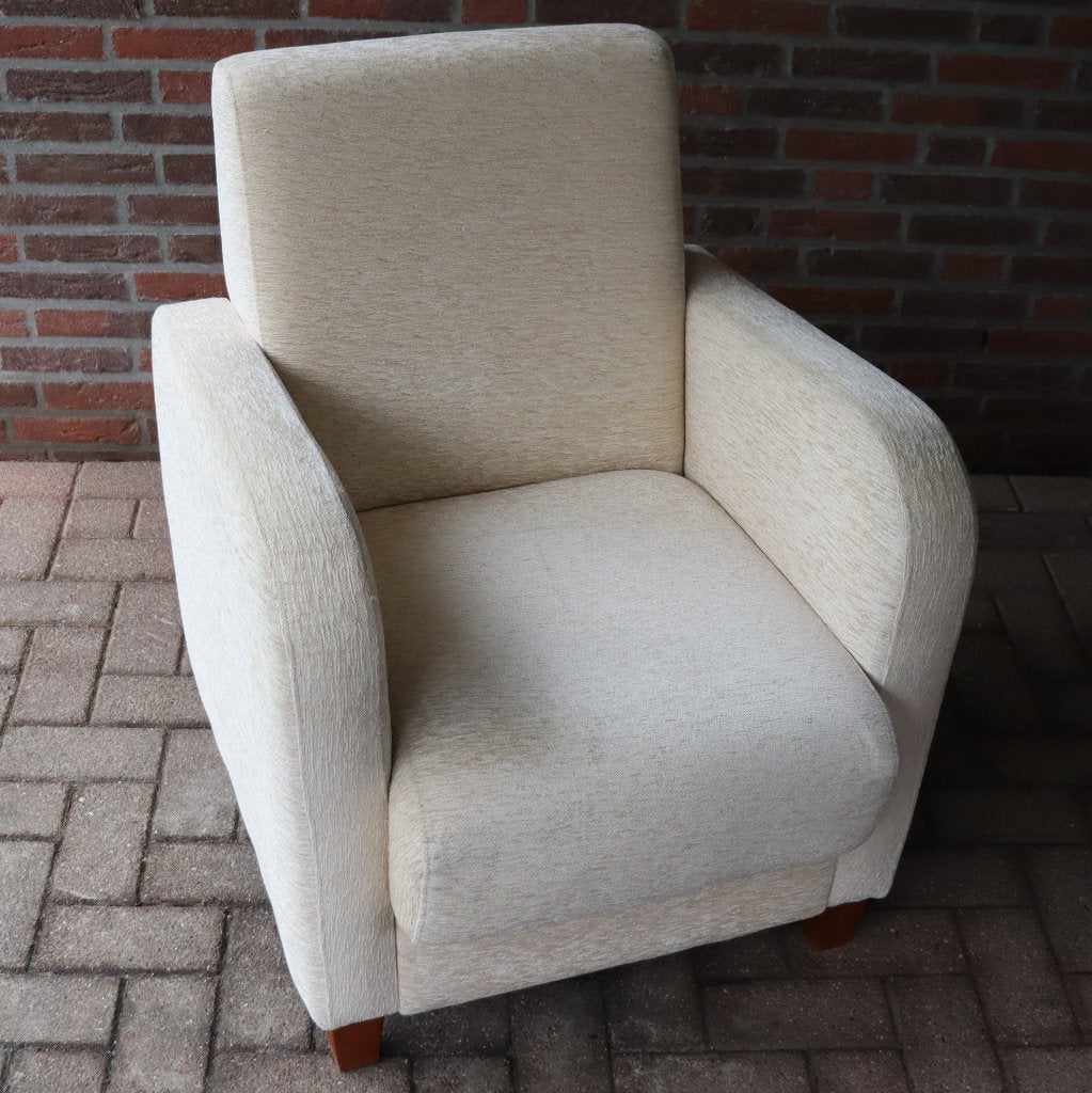Beige fauteuil – professioneel gereinigd, Huis en Inrichting, Ophalen, Hout, Gebruikt, Info@taisol.nl