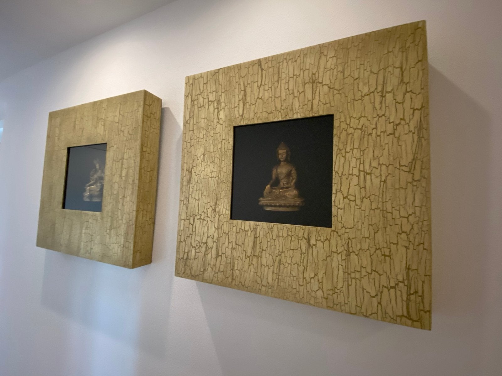 Boeddha in kast omlijsting - Woonaccessoires, Ophalen, Zo goed als nieuw, Overige materialen, Goud