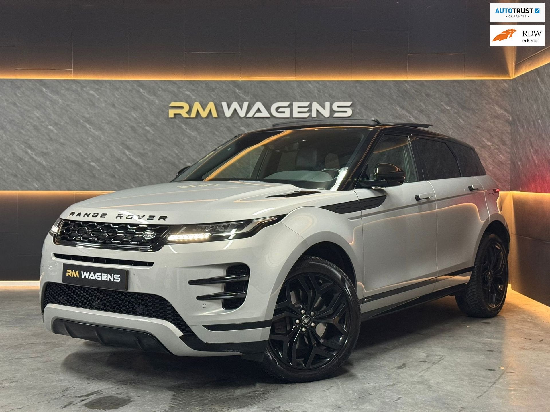 Land Rover RANGE ROVER EVOQUE 1.5 P300e AWD R-Dynamic SE|PAN, Auto's, Land Rover, Euro 6, Parkeersensor, Bedrijf, Vierwielaandrijving