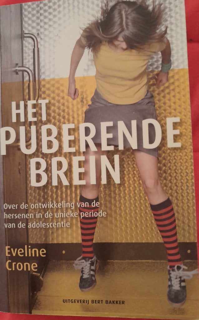 het puberende brein, Eveline Crone, Ophalen of Verzenden, Ontwikkelingspsychologie, Zo goed als nieuw