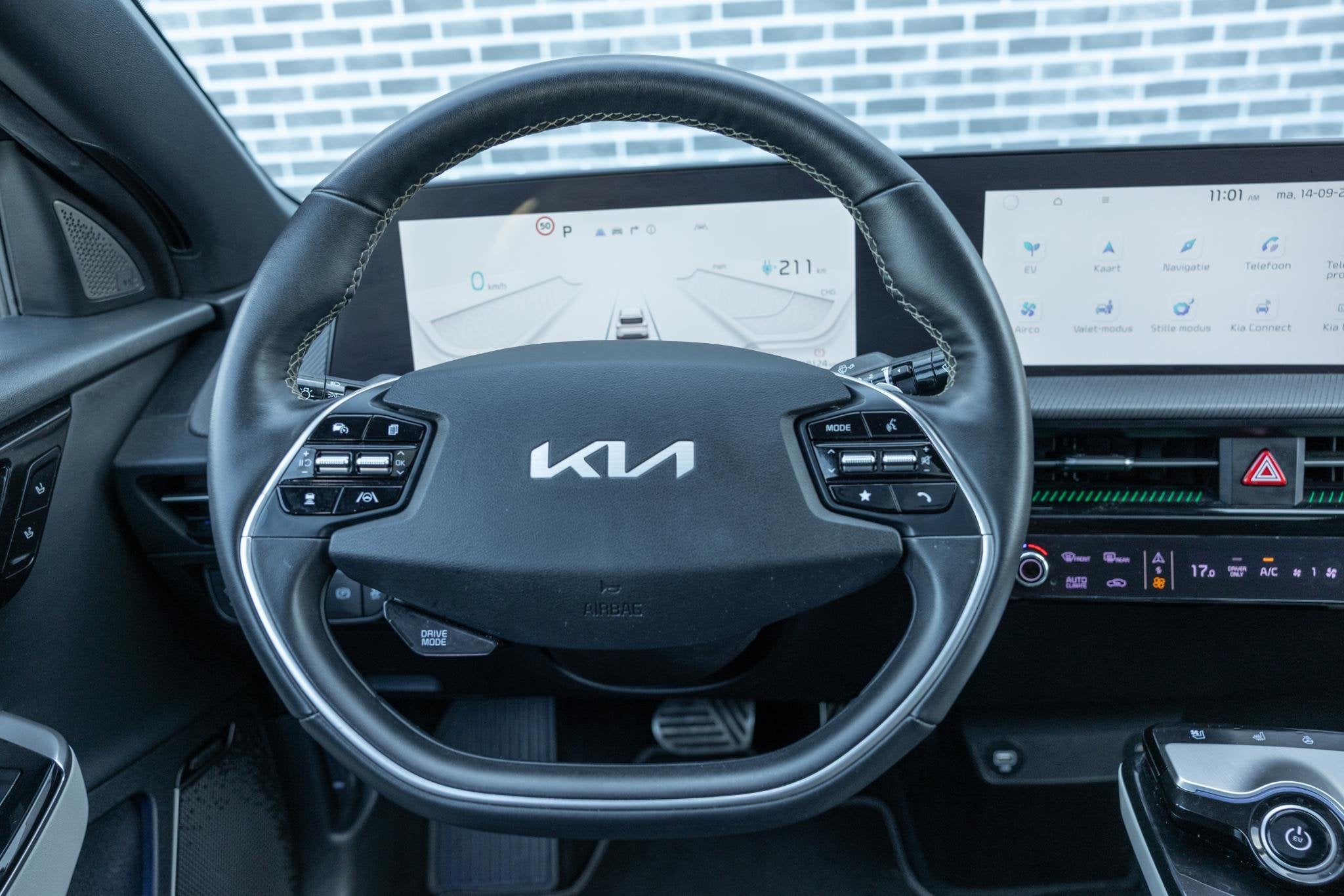 Kia EV6 GT-Line 77.4 kWh | Warmtepomp | Panoramadak | Head-u, Auto's, Achterwielaandrijving, Gebruikt, Zwart, Zwart