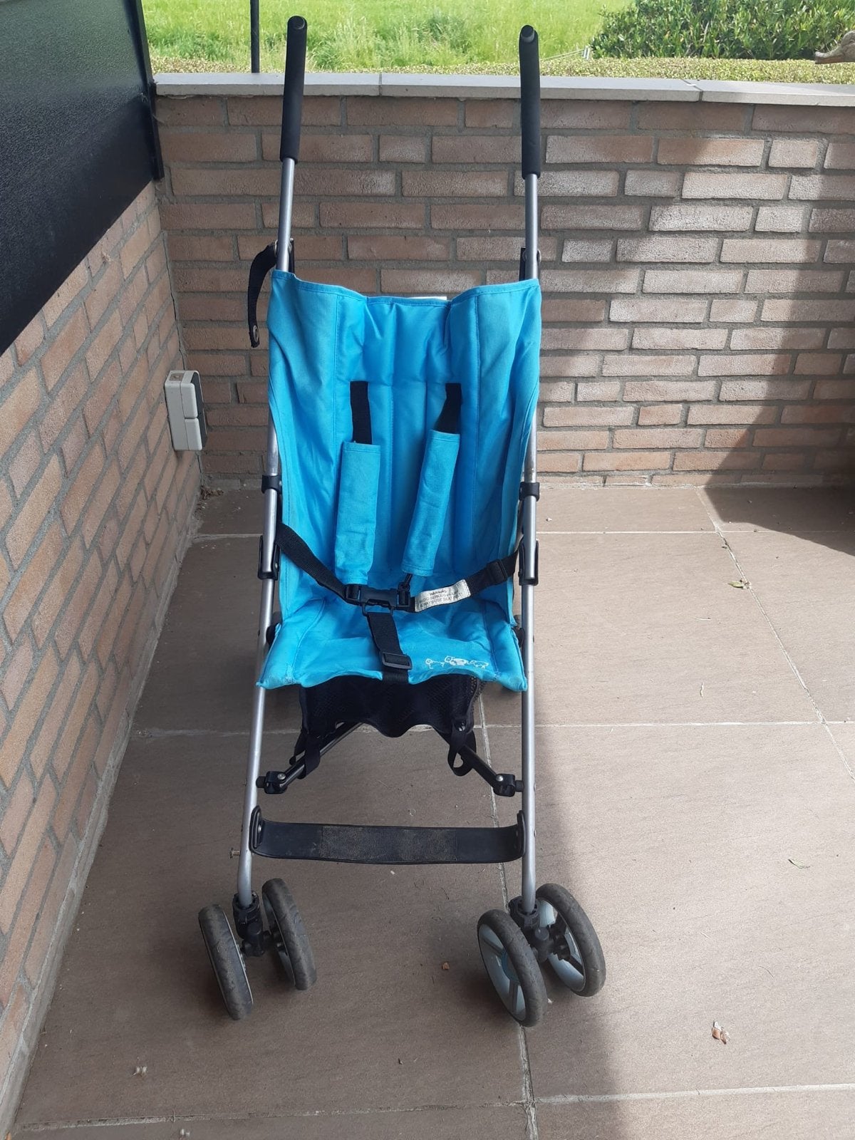 Blauwe inklapbare buggy met regenhoes en zonnekap, Ophalen, Gebruikt, Overige merken, Regenhoes