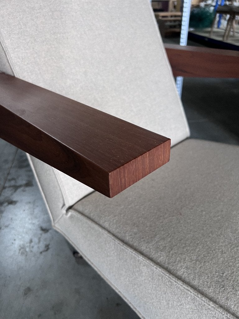 Press Room Chair Gerrit Rietveld Fauteuil | Van €3890, nu, Gerrit Rietveld, Nieuw, 75 tot 100 cm, Ophalen of Verzenden