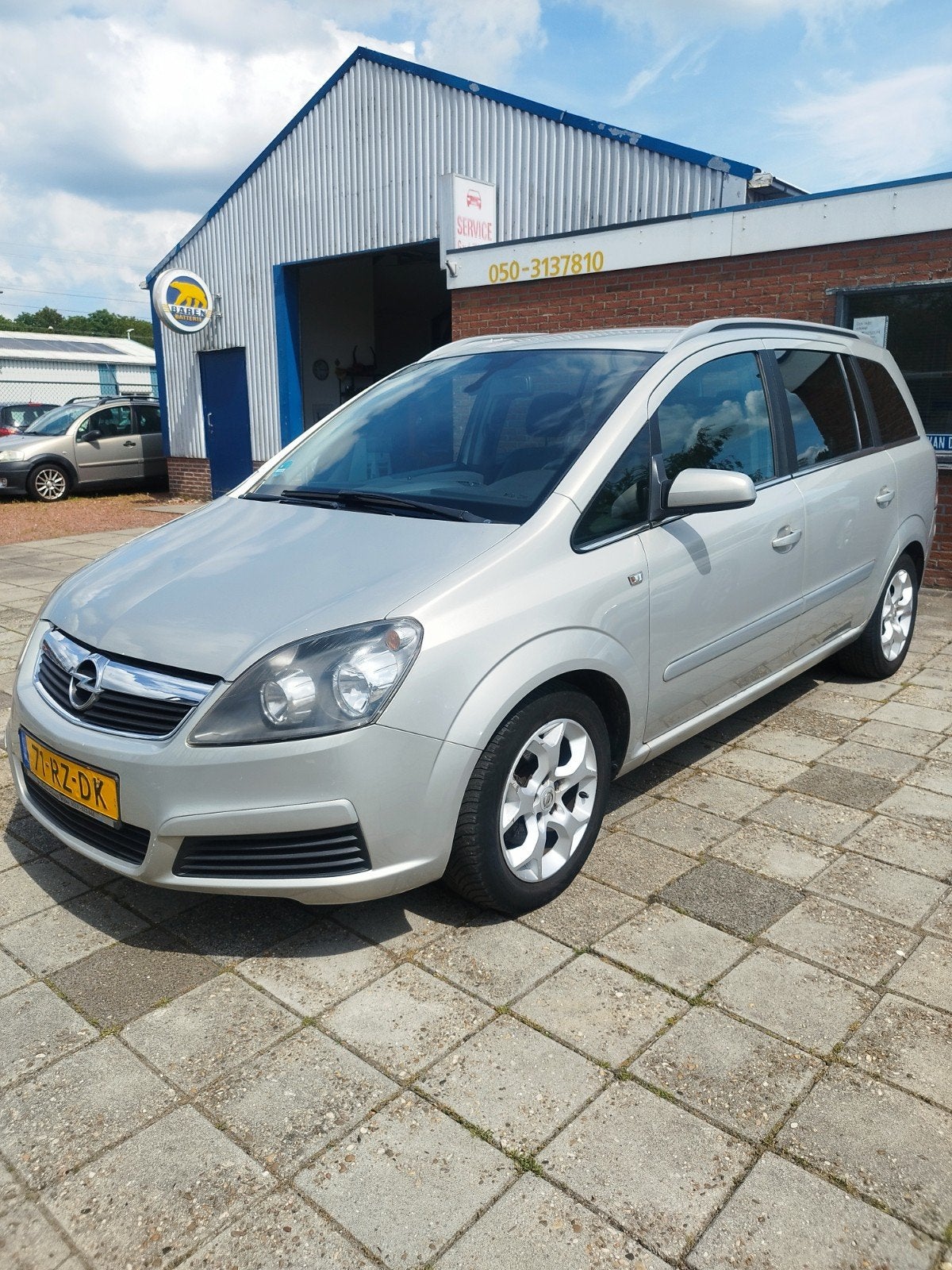 Opel Zafira 1.8 verkocht, Auto's, Zwart, 4 cilinders, Origineel Nederlands, Zilver of Grijs