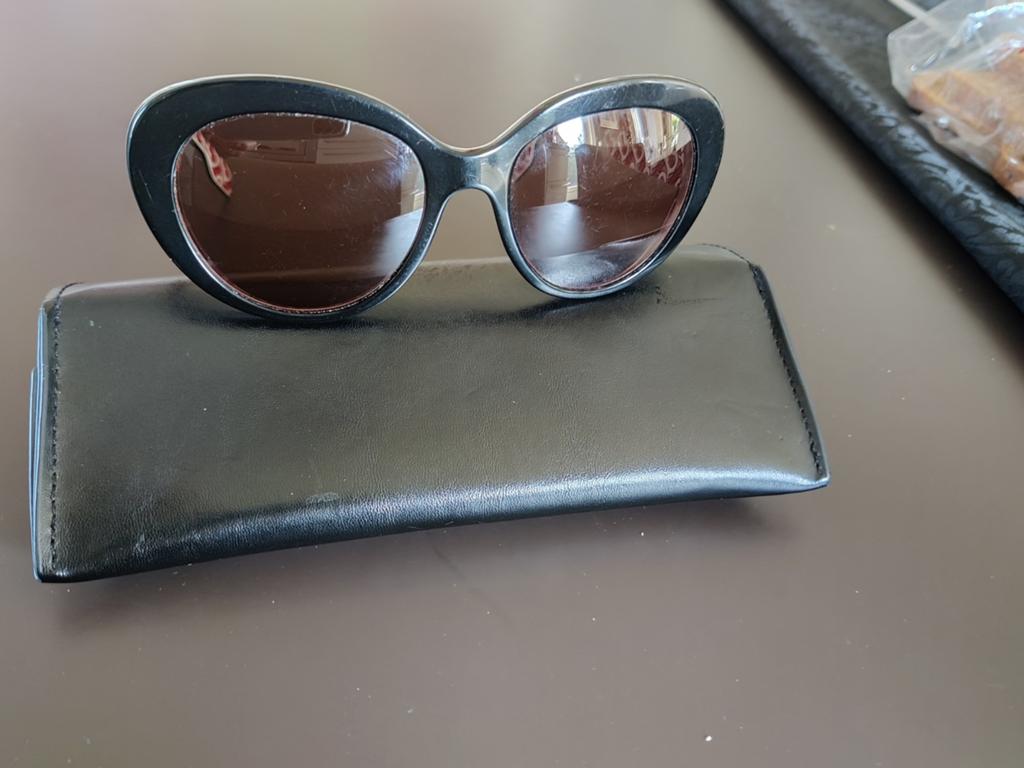 Burberry  zonnebril  4298 3822/ 87 als nieuw € 189, Ophalen of Verzenden, Zo goed als nieuw, Overige merken