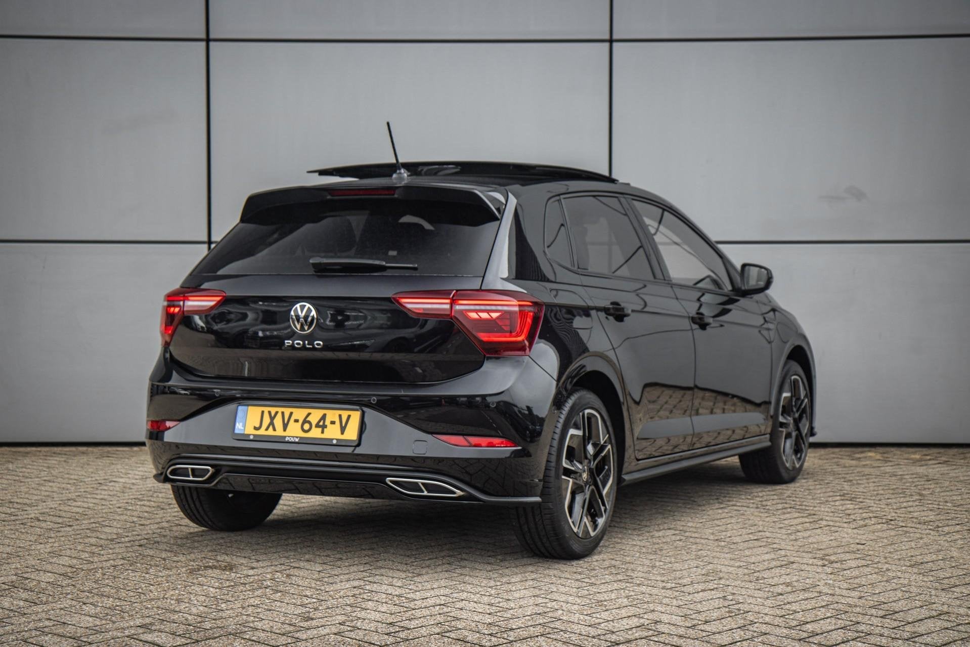 Volkswagen Polo 1.0 TSI 95pk R-Line Edition | Panoramadak |, Auto's, Voorwielaandrijving, 12 maanden, Stof, Gebruikt