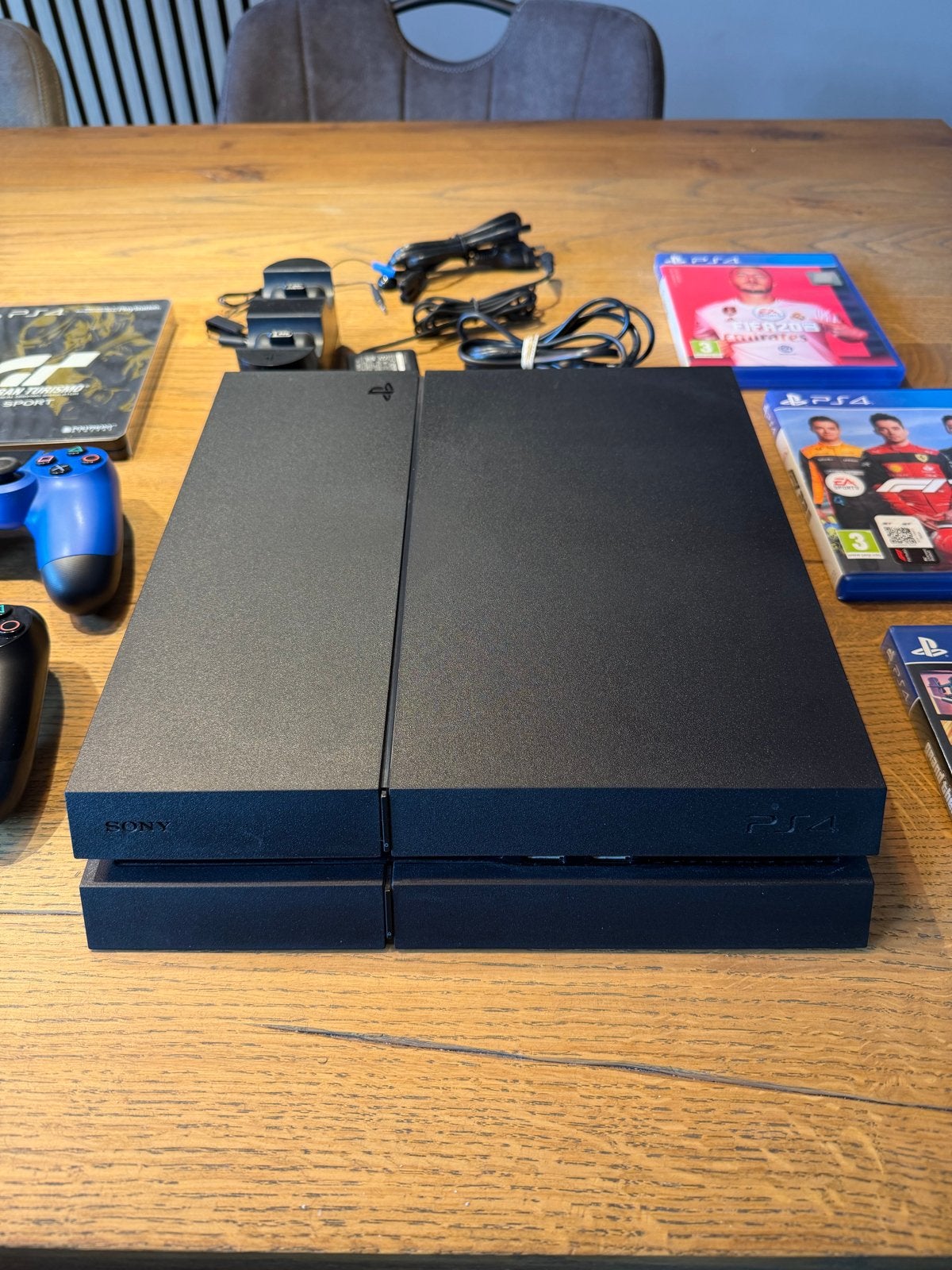Sony PlayStation 4 500GB met 2 controllers en games, Met 2 controllers, Ophalen of Verzenden, Met harde schijf, Original