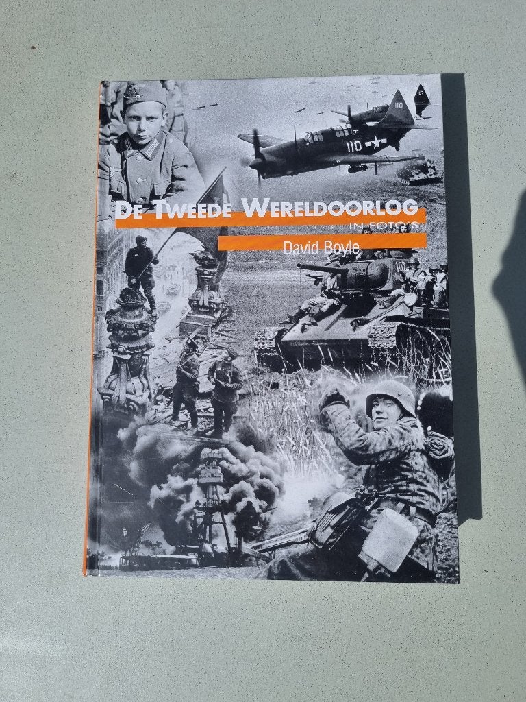 Boek Tweede Wereldoorlog in foto's - David Boyle, David Boyle, Zo goed als nieuw, Algemeen, Ophalen