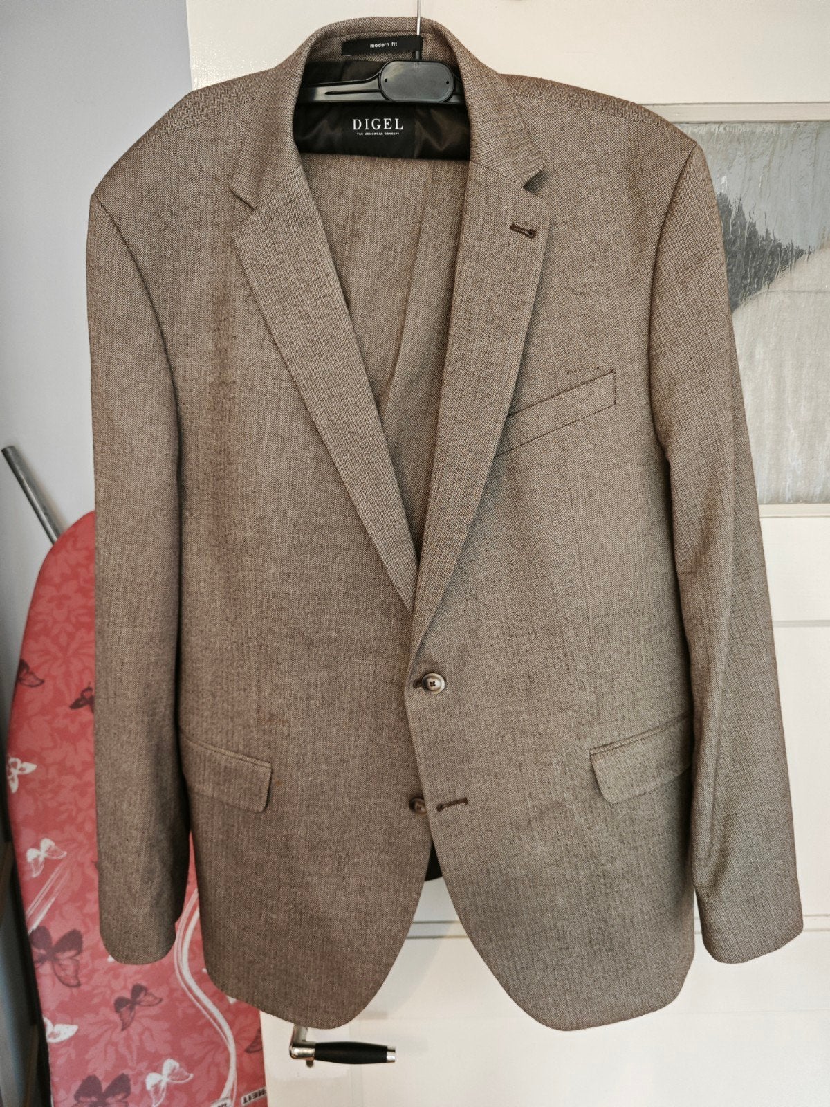 zo goed als nieuw tweedelig Digel Herenpak bruin maat 56., Bruin, Digel, Maat 56/58 (XL), Ophalen of Verzenden