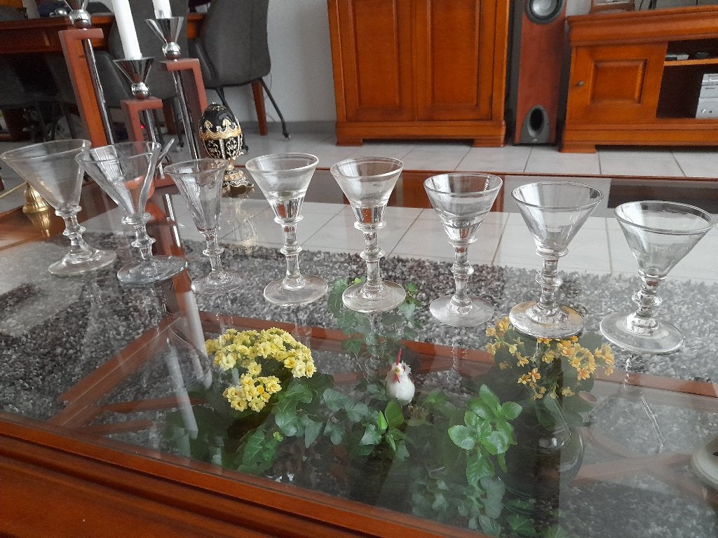 Antieke glazen, Ophalen