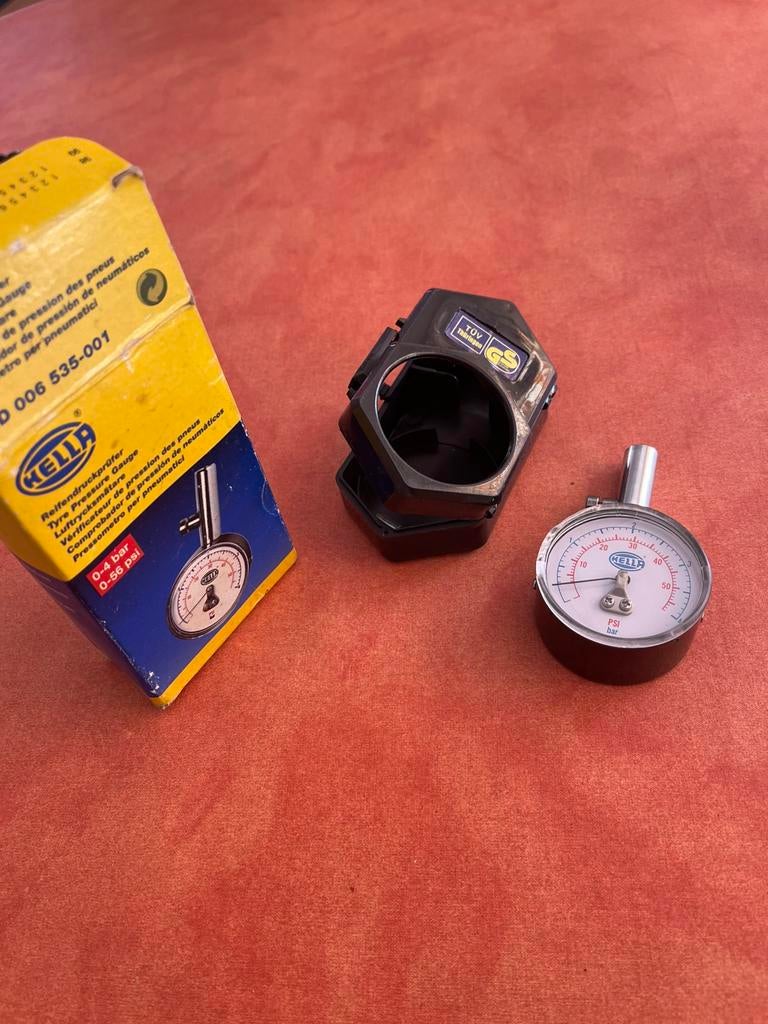 Hella bandendrukmeter, Ophalen of Verzenden, Gebruikt