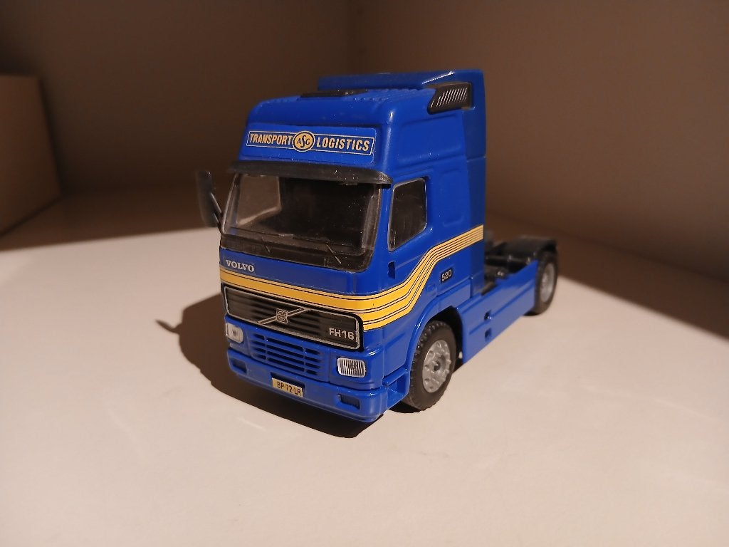 Volvo ASG, Hobby en Vrije tijd, Modelauto's | 1:50, Ophalen of Verzenden, Zo goed als nieuw, Bus of Vrachtwagen, Overige merken