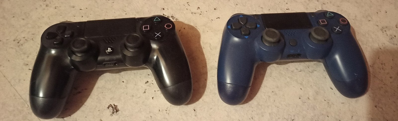 PlayStation 4 DualShock 4 Controllers (Zwart & Paars), Spelcomputers en Games, Spelcomputers | Sony PlayStation Consoles | Accessoires