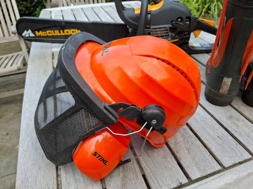 Stihl veilgheidshelm met scherm en oordoppen