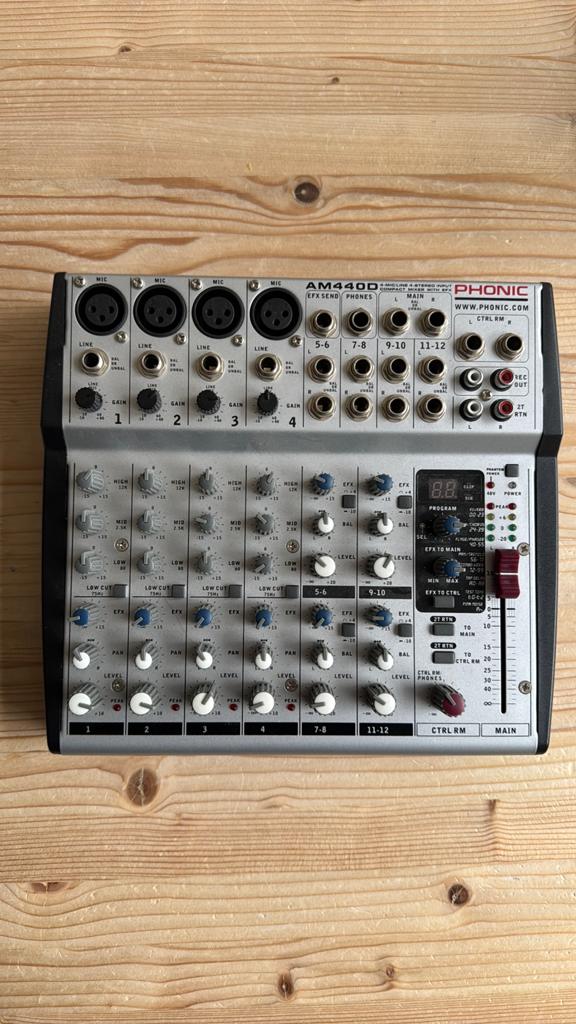 Phonic AM440D Mixer met EFX - Compacte Audiomixer, Ophalen, Zo goed als nieuw