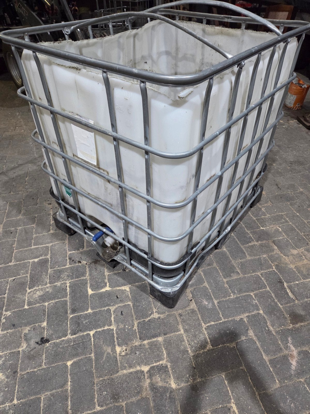 Ibc vaten, Ophalen, 100 cm of meer, 60 cm of meer, 50 cm of meer